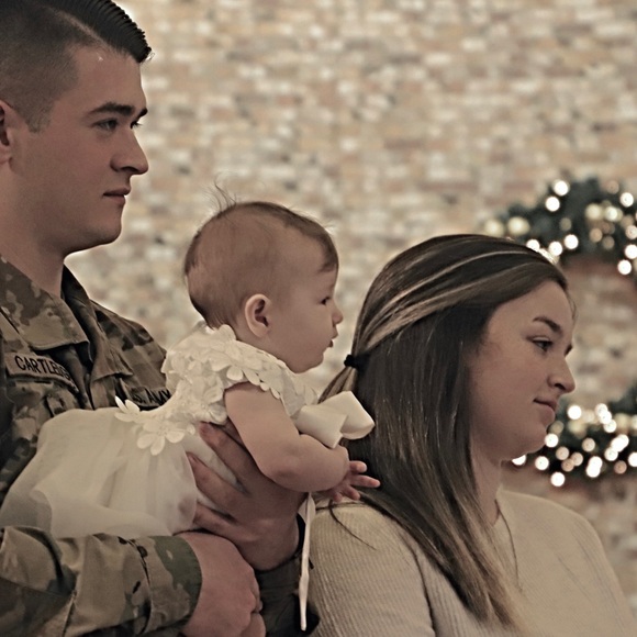 Meet your posher! - Picture 2 of 5